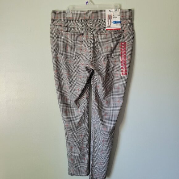 Seven7 Leggings Women's XL Black Plaid Ponte Skinny Leg Stretch Pants NWT - Picture 5 of 6